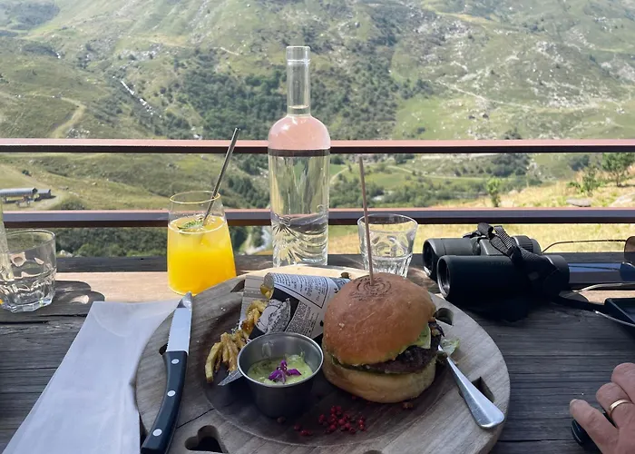 Appartement Pour 6 Personnes Au Pied Des Pistes Au Calme Aux Menuires Les Asters