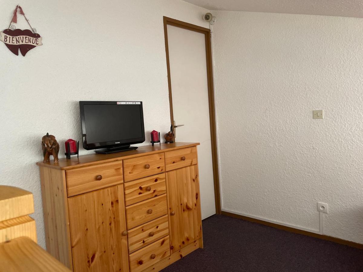 Pour 6 Personnes Au Pied Des Pistes Au Calme Aux Menuires Les Asters Apartment