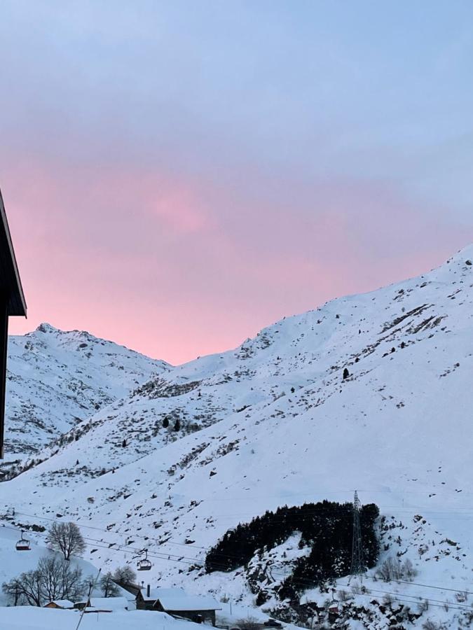 Pour 6 Personnes Au Pied Des Pistes Au Calme Aux Menuires Les Asters
