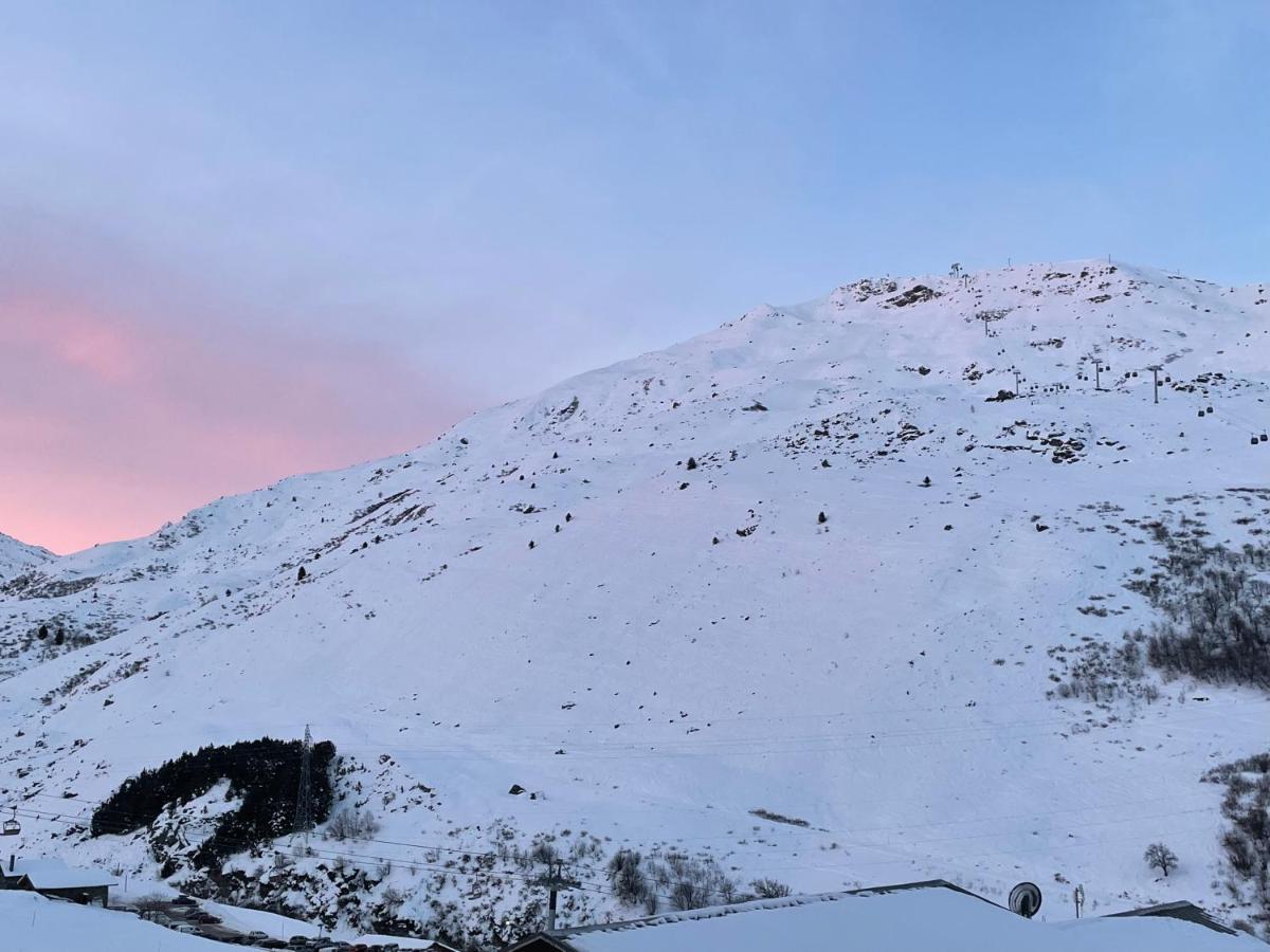 Apartment Pour 6 Personnes Au Pied Des Pistes Au Calme Aux Menuires Les Asters *
